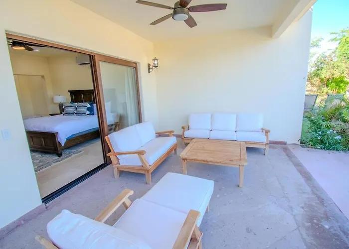 Country Club At Apartahotel *